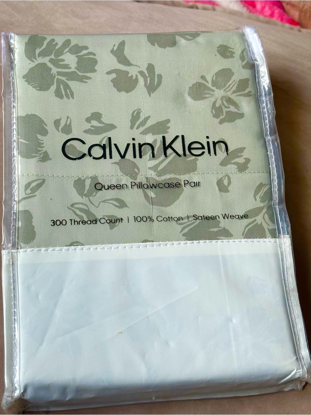 Calvin Klein Queen Pillowcase Pair Shadow Peony Green Brand New